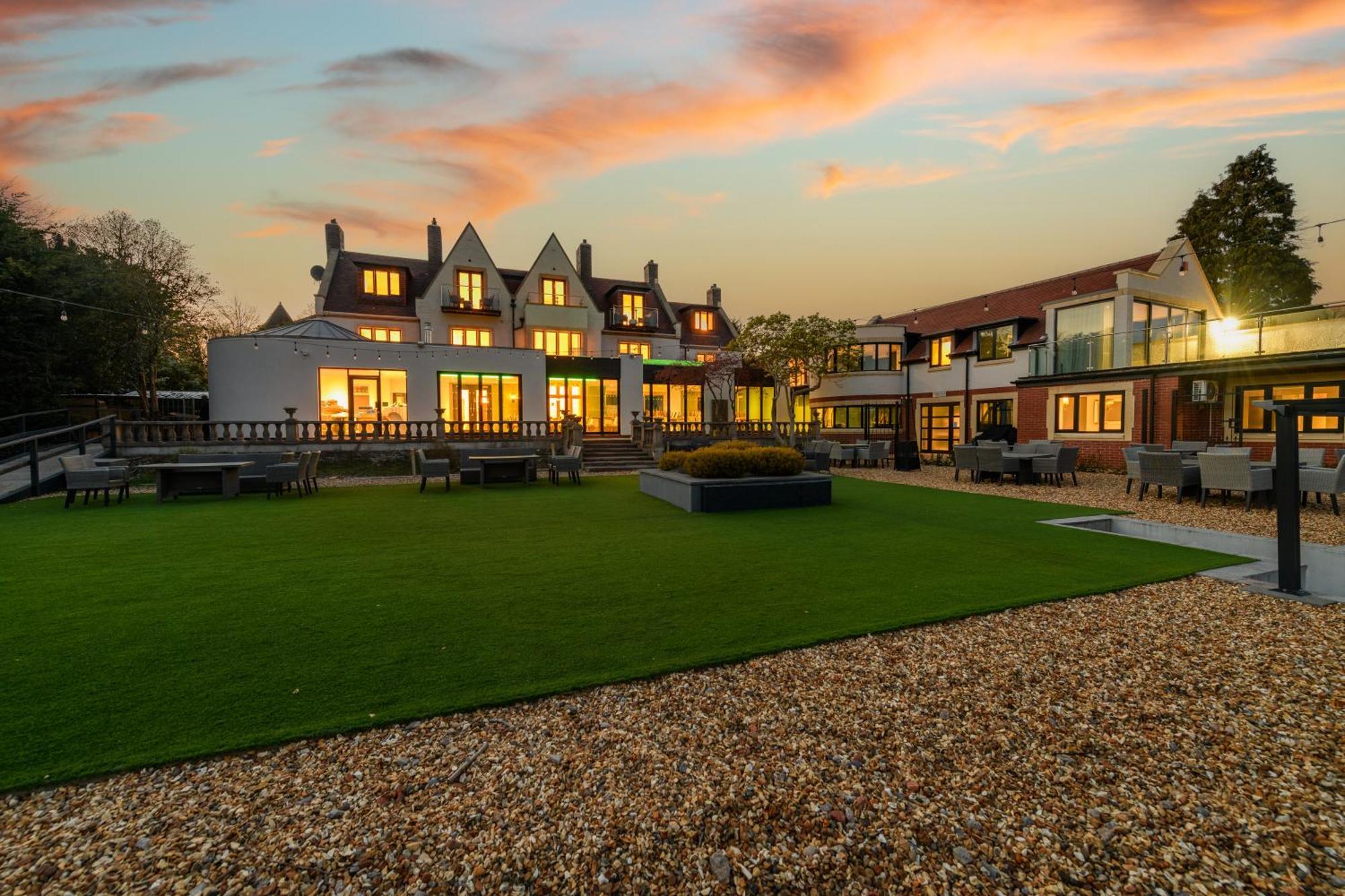 Holm House Hotel Penarth Bagian luar foto