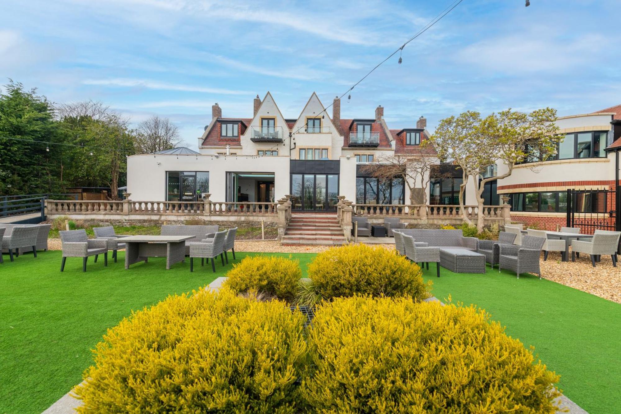 Holm House Hotel Penarth Bagian luar foto